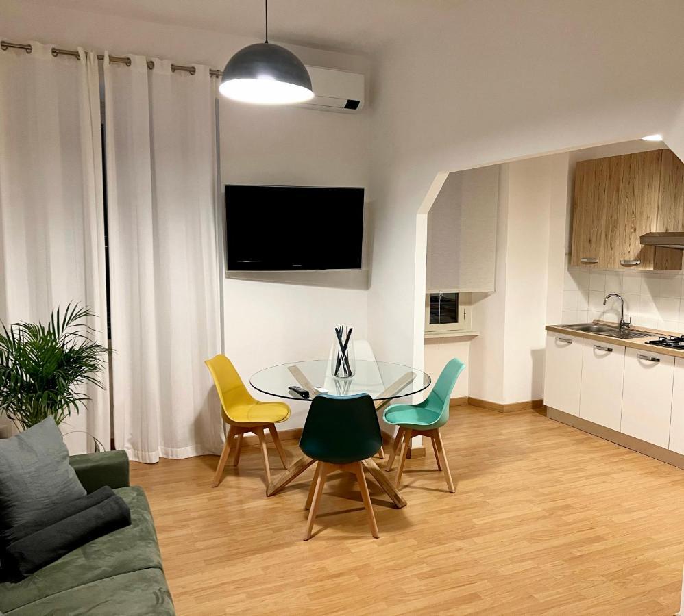 Conte Rosso Apartment Рим Екстериор снимка